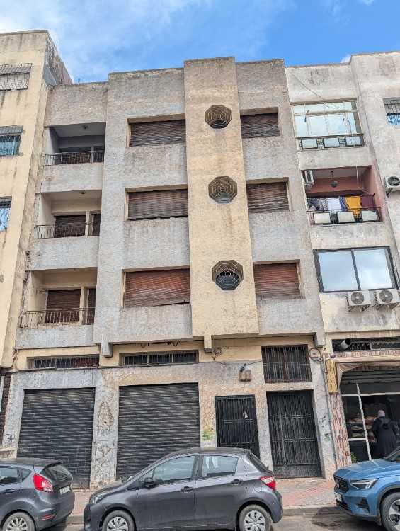 Immeuble R3 quartier Mazola ex aeroport a renover