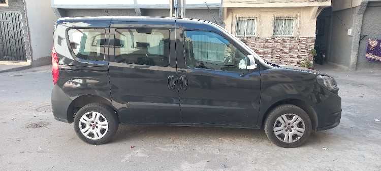 Fiat Doblo 2021 à vendre à Rabat