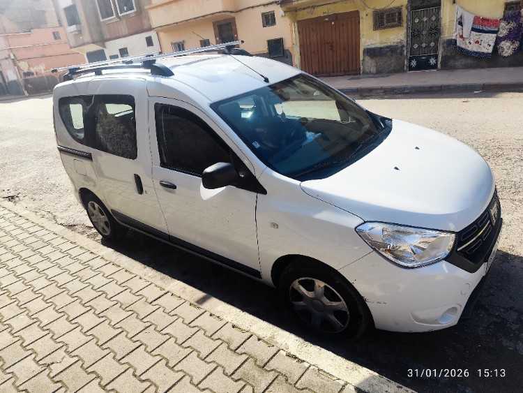 Dacia dokker modèle 2020 mois 10