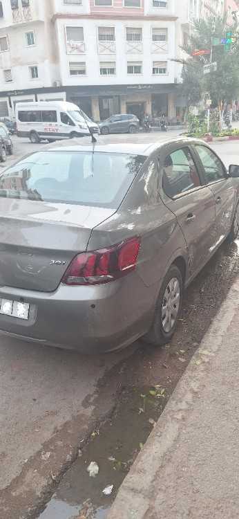 Peugeot 301 Essence mois11/2018 à Casablanca Oulfa
