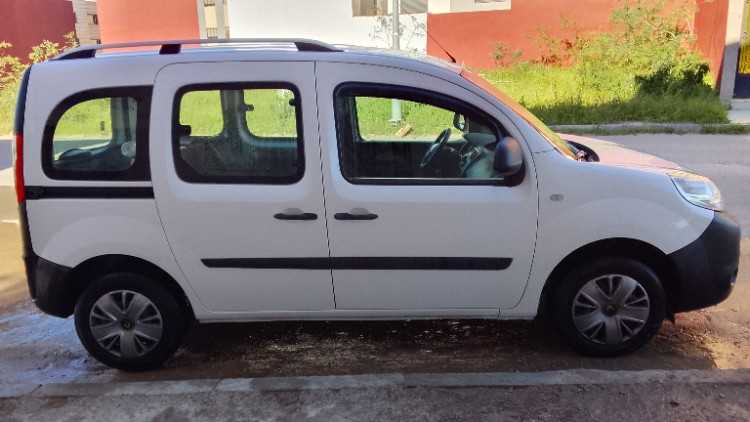 Voiture a vendre kango