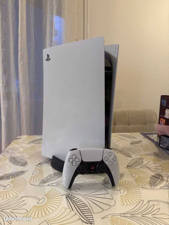 PlayStation 5 825go