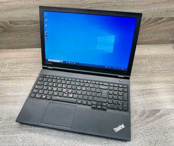 Lenovo i7 Ram 24 double Graphique Disc 256 SSD