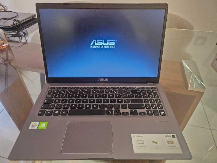Asus i7 10th Gen / 8Go RAM