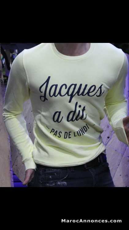 Sweat à vendre